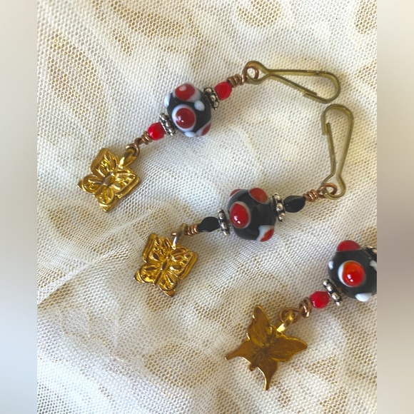 NWT SET OF THREE Phone/Keychain Goldtoned Beaded antique butterfly charms - Picture 4 of 6